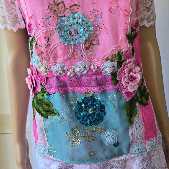 Garden of Roses Velvet Blouse | Roselani Jasmin | Size Small - Picture 10 of 11